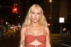 Iggy Azalea Kanye West Playboi Carti Hip Hop News